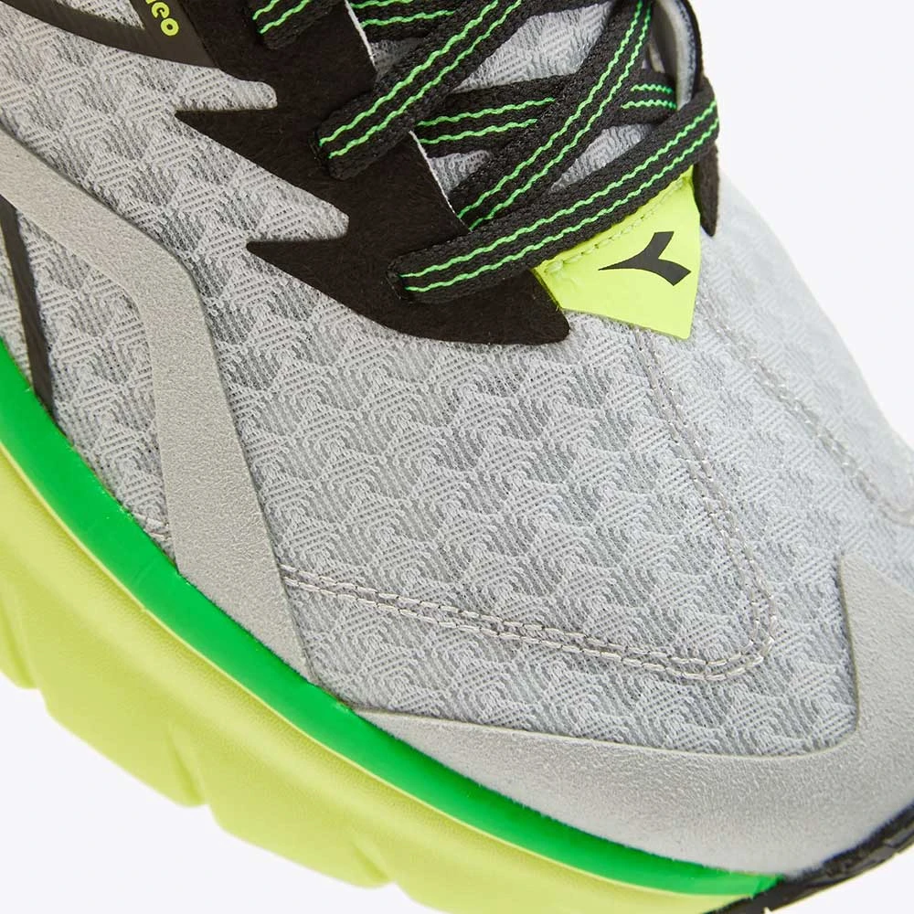 Diadora Men's Nucleo Running Shoe - Silver/Black/Yellow Fl DD - Regular (D) - Image 3