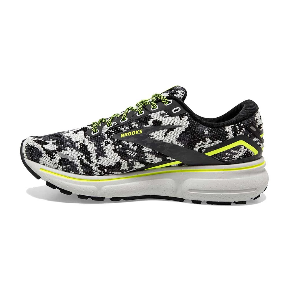 BROOKS Men's Ghost 15 Camo Running Shoe - Black/Ebony/Nightlife - Regular (D) - Image 2