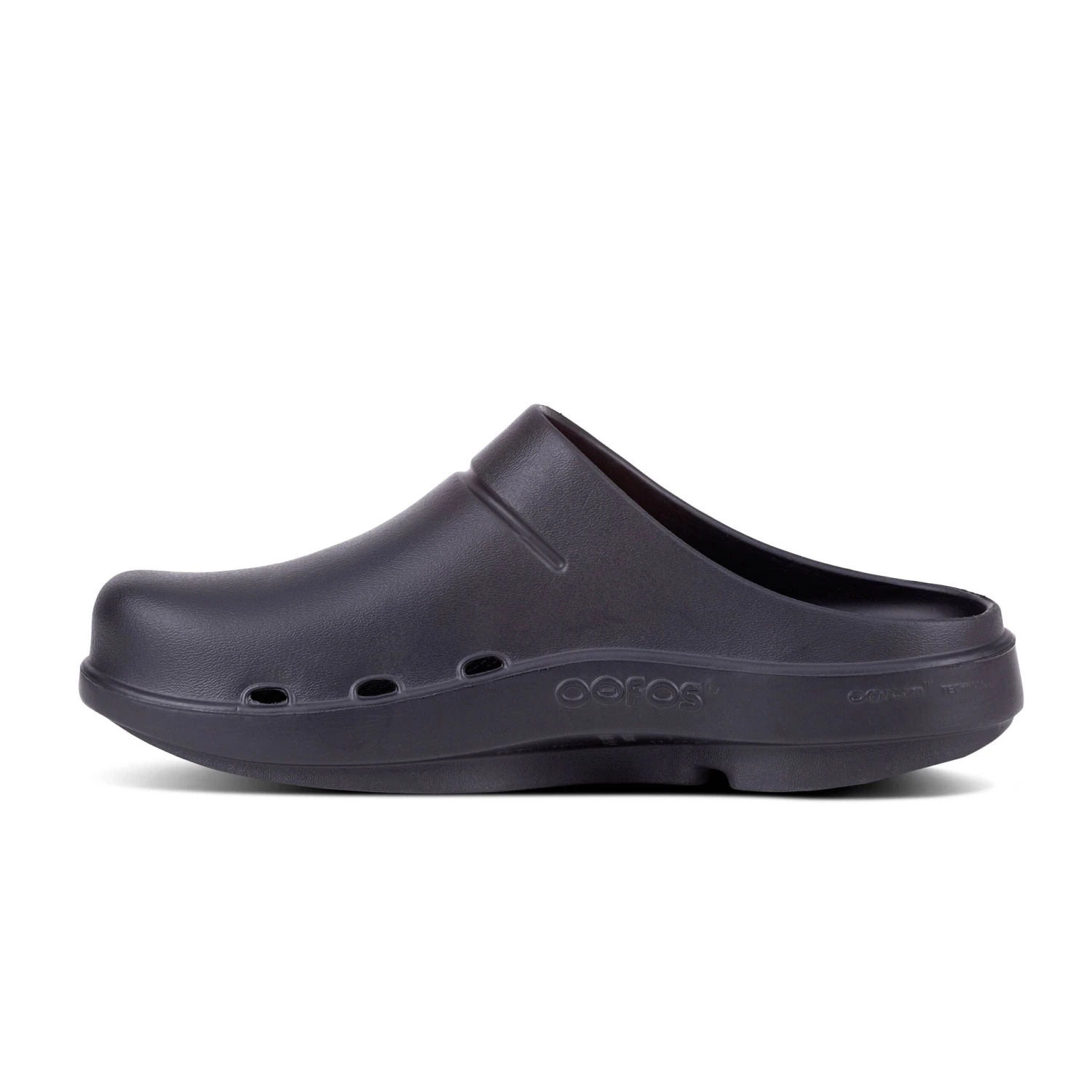 OOfos Unisex OOcloog Shoe - Black - Regular (D) - Image 3