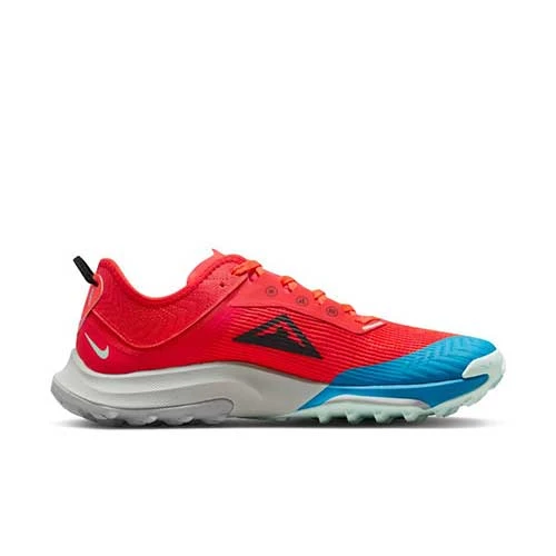 Nike Men's Terra Kiger 8 Trail Shoe - Habanero Red/Black/Total Orange - Regular (D) - Image 2
