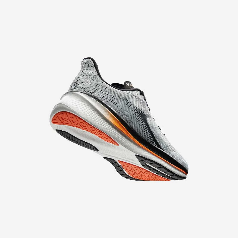 Men's Centauri Running Shoe - Oyster Mushroom/Sleet - Regular (D) - Image 3