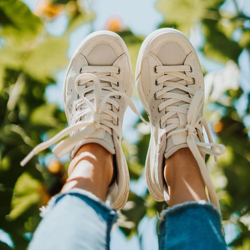 Women's X-SCAPE NBK Low Sneaker - Blanc/Light Grey - Regular (B) - Image 7